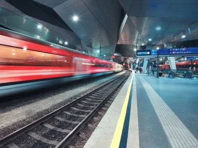 Schréder delivers the critical lighting infrastructure required for modern rail netwotks 