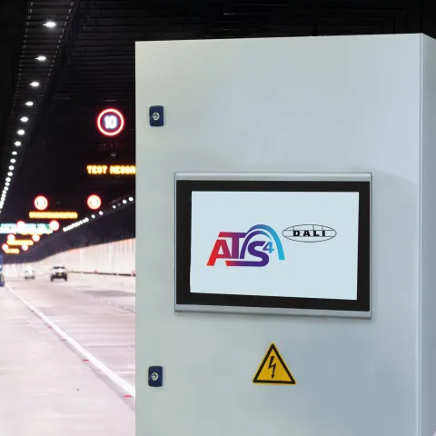 El ATS 4 DALI es fácil de instalar y configurar gracias a su filosofía de cableado sin herramientas.