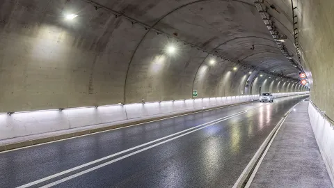 Tunnel-Nations-Geneve-Switzerland-Schreder-TLI-240108