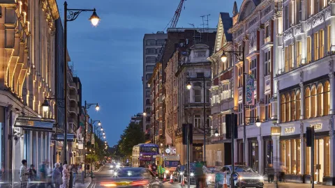 Schréder delivered a sustainable lighting solution to transform Sloane Street at night