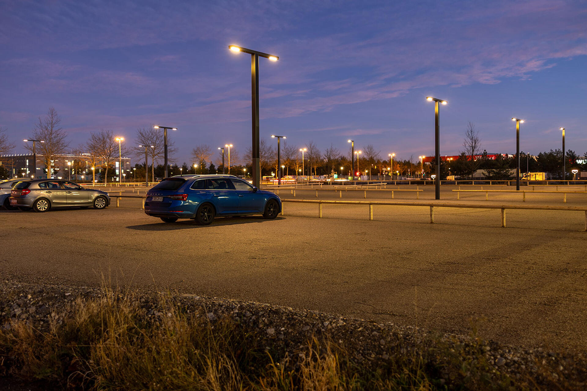 Standalone VERTICALIS solar systems provide a safe and welcoming car park for employees at Arthrex HQ in Munich